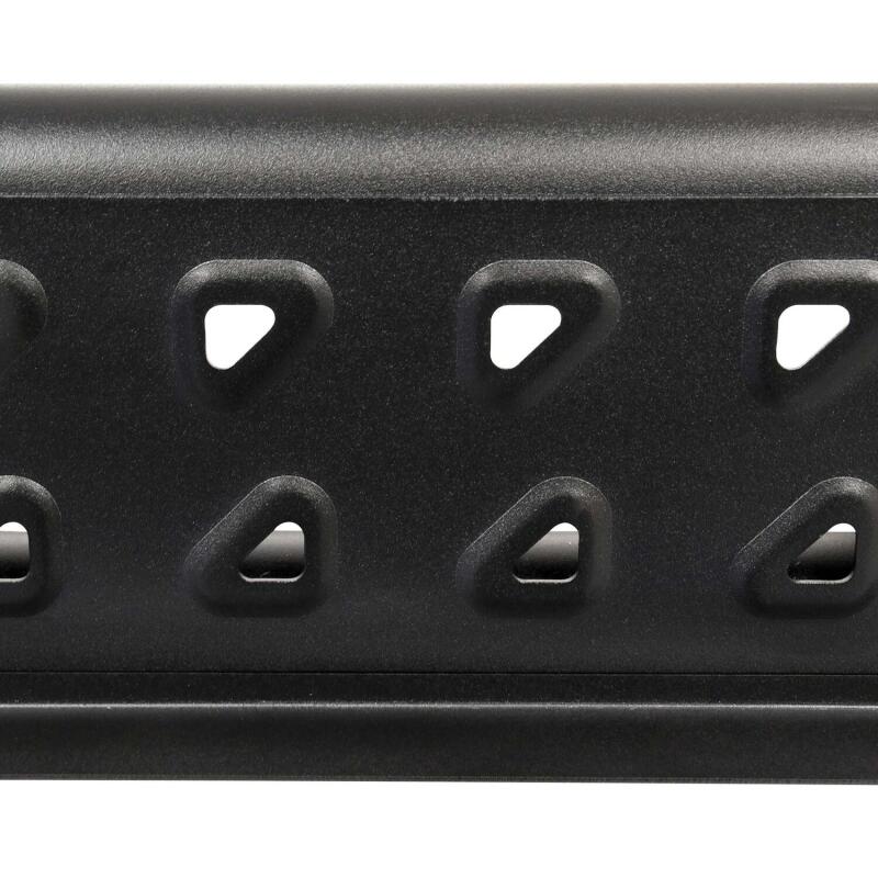 Westin 19-23 Chevrolet/GMC Silverado/Sierra 1500 Crew Cab Outlaw Nerf Step Bars