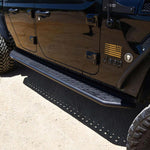 Load image into Gallery viewer, Westin 20-24 Jeep Gladiator Outlaw Running Board