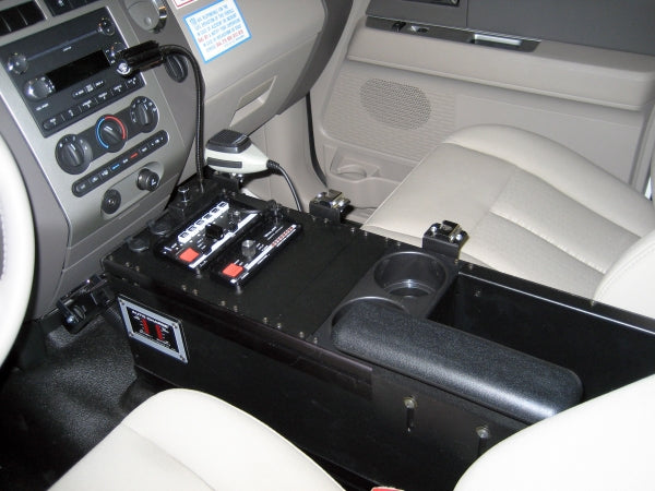 Havis 30" Enclosed 10" High Console